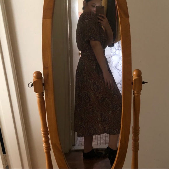 “Simplicity is the keynote of all true elegance.” - Picture 4 of 4